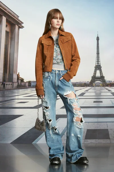 Look 32